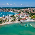 Sea View Bijeca Appartement