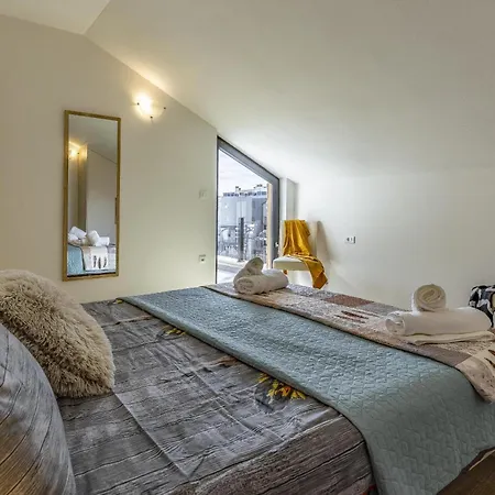 Sea View Bijeca Apartment